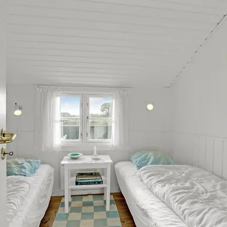 Holiday home 7 *